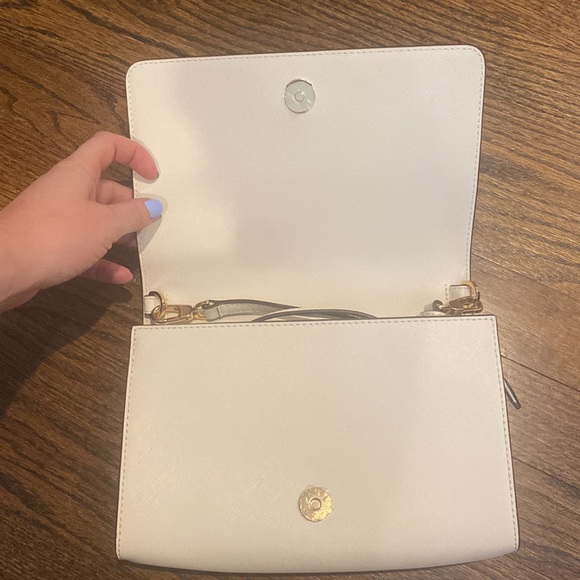 Tory Burch Crossbody Bag - Picture 4 of 13